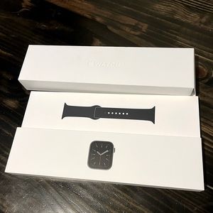 Apple Watch Series 5